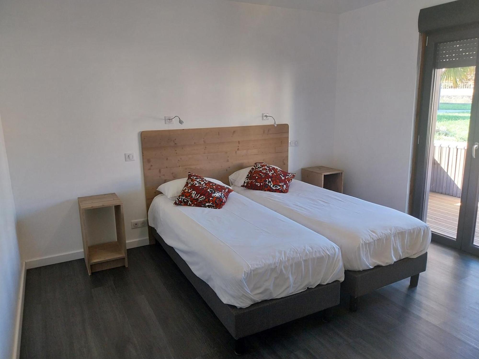 Logis Hotel Restaurant Cruzel 2*
