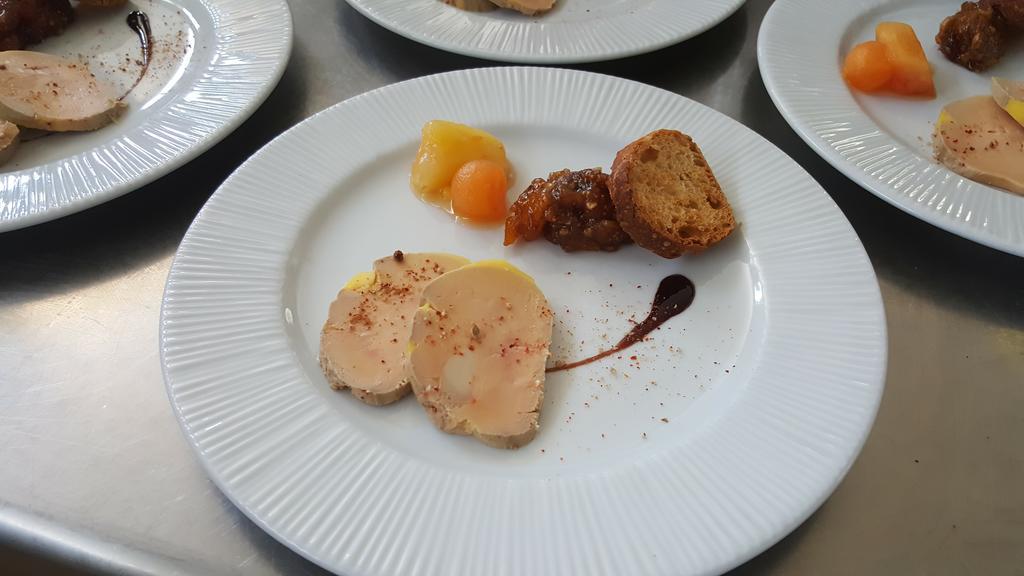 Logis Hotel Restaurant Cruzel Hotel Maurs