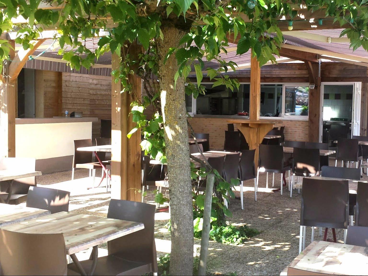 Logis Hotel Restaurant Cruzel Hotel Maurs